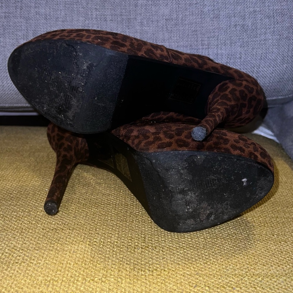 Forever 21 leopard booties